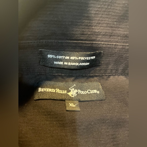 BEVERLY HILLS POLO CLUB BUTTON UP - Picture 2 of 2